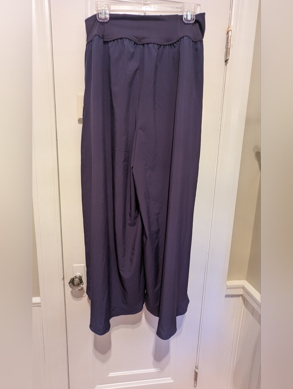 NWT HALARA Navy Wide Leg Wrap Palazzo Short Pants - Picture 2 of 6